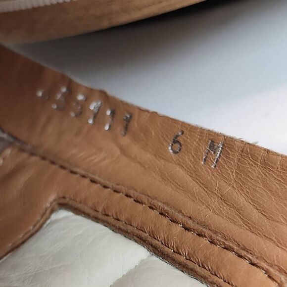 AQUATALIA LAILA WATER RESISTANT ZIP BOOTIE OFF WHITE LEATHER 6 M - Picture 12 of 12